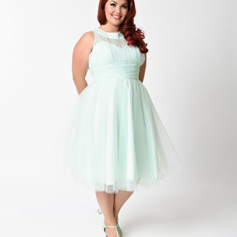 1950s Style Mint Halter Roosevelt Swing Dress